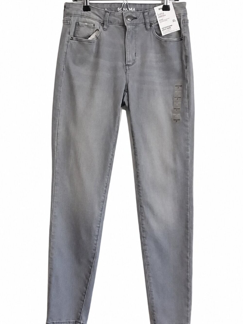 NWT 6L gray jeans. Long distressed pants. "Curvy High Rise" skinny jeans. Casual